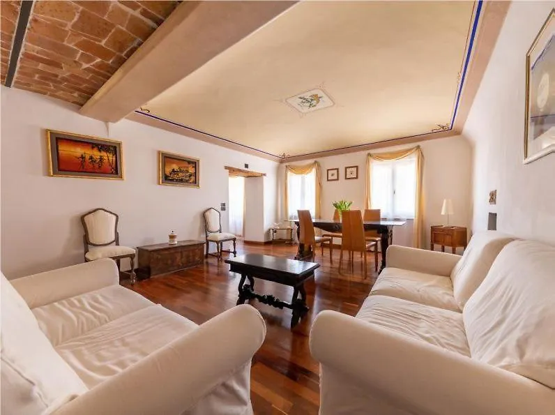 Appartamento Royal Domus Perugia - Via Mazzini 0*,